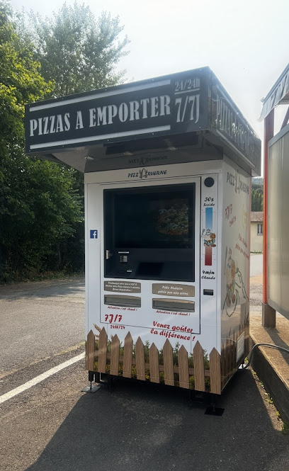 Pizza de PizzArverne Distributeur à Saint-Genès-Champanelle